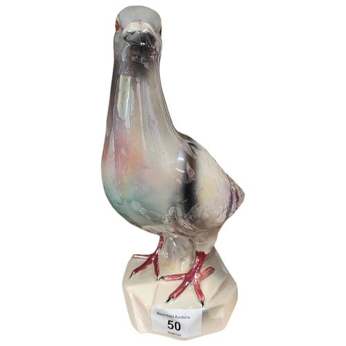 50 - VINTAGE LUSTRE RACING PIGEON 22CM