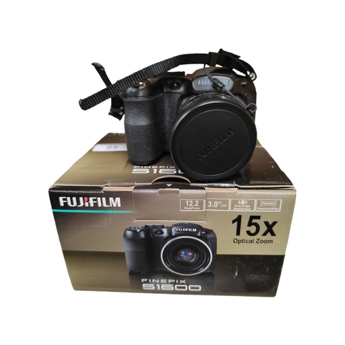 65 - FUJI DIGITAL S1600 CAMERA - BOXED