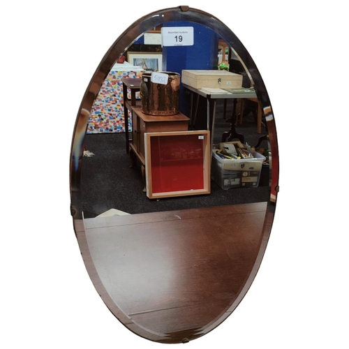 19 - OVAL MIRROR