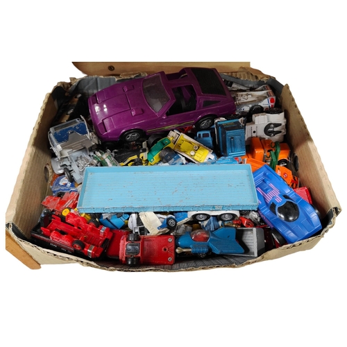 72 - BOX LOT OF MODEL CARS ETC