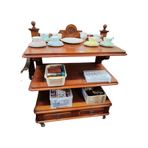 8 - VICTORIAN MAHOGANY 3 TIER WAITER