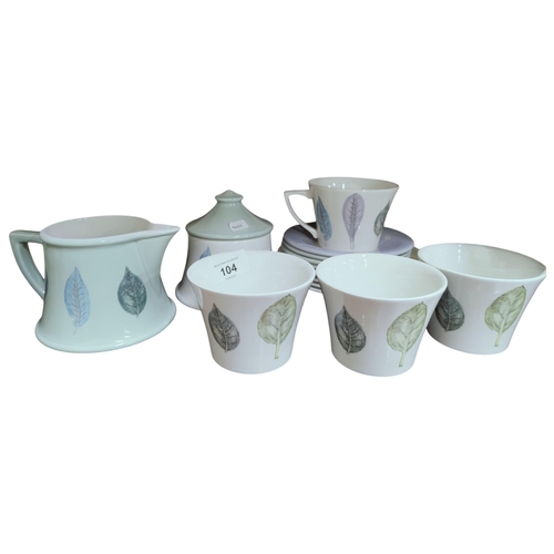 104 - PORTMERION SEASONS COLLECTION TEA SET