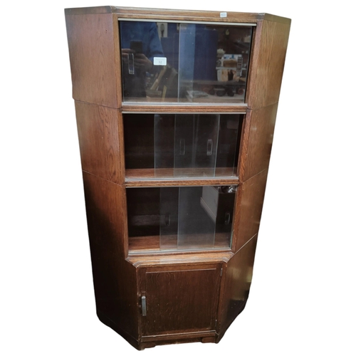 32 - MINTY CORNER BOOKCASE