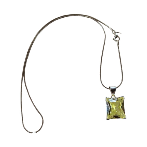 324 - SILVER & LEMON CRYSTAL PENDANT ON SILVER CHAIN