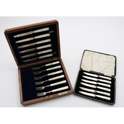 117 - Cased Set of Silver and Mother of Pearl Fruit Knives, John Sanderson & Son Ltd, Sheffield 1936 and C... 