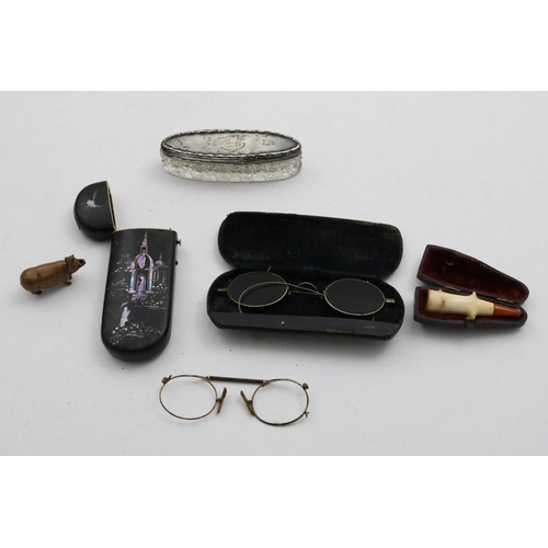 71 - Two Spectacle Cases, Vesta, Cheroot Holder and a Pin Box