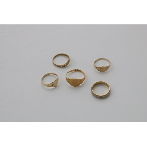 79 - Four 9ct Gold Rings, 6.5g and an 18ct Gold Ring, 3g