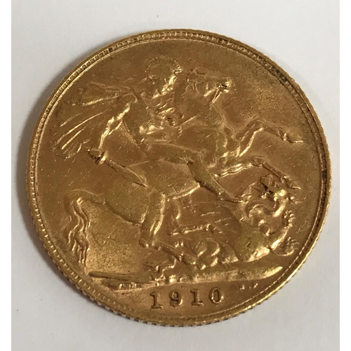 1215 - A SOVEREIGN. An Edward VII Sovereign dated 1910.