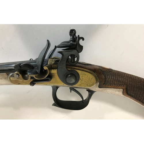 410 - A FINE FRENCH DOUBLE FLINTLOCK SPORTING GUN MARKED EUSTACE MOULARD DUFOUR. A fine double barrelled f... 