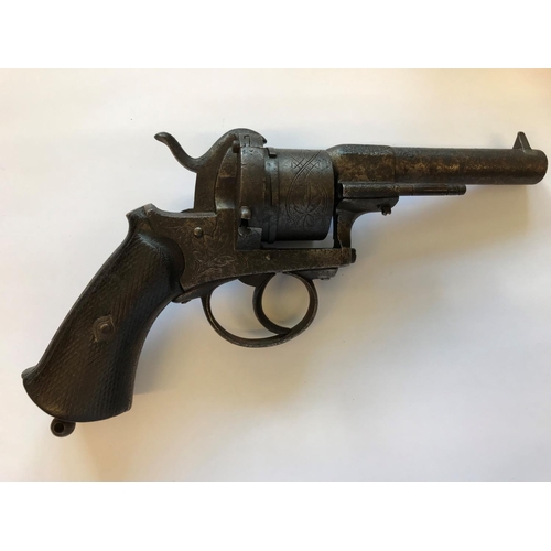 418 - A CONTINENTAL PIN FIRE REVOLVER. With a 9.5cm barrel with decoratively engraved six shot chamber, pi... 