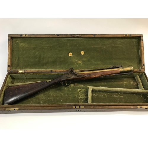 421 - A BRASS BARREL BLUNDERBUSS MARKED H.NOCK. A brass barrel blunderbuss by H.Nock, with flared barrel, ... 