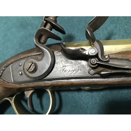 440 - A COACHING PISTOL SIGNED TWIGG. A 24 bore coaching pistol with a 20cm brass barrel with octagonal to... 