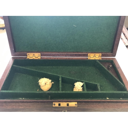 494 - A REPRODUCTION GUN BOX AND ACCESSORIES. A reproduction gun box containing a small collection of acce... 