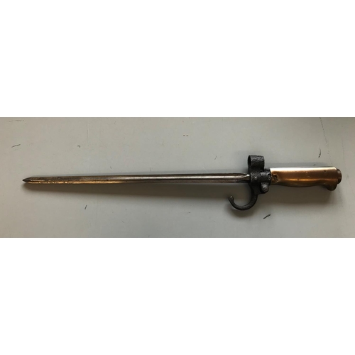 600 - AN 1876 PATTERN BAYONET AND ANOTHER. A British 1876 Pattern Socket Bayonet with a 54.5cm triangular ... 