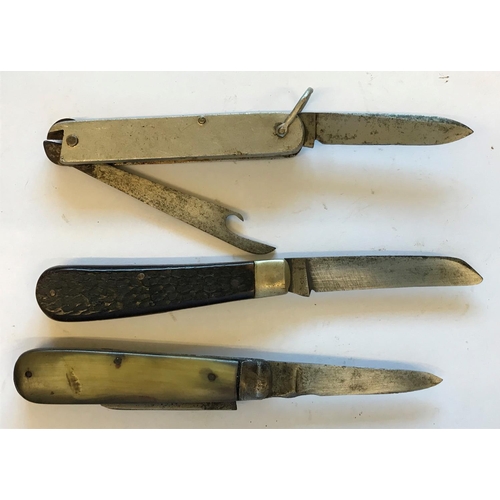 652 - A SWAINE ADENEY FOLDING KNIFE AND TWO OTHERS. A two blade steel bodied folding knife with a 7.5 cm b... 