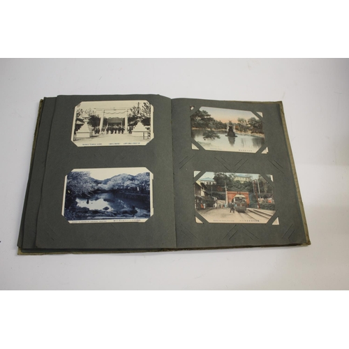 1324 - POSTCARD ALBUMS - JAPAN 2 albums with various Japanese cards (various figures, Daibutsu Hyogo, Nunob... 