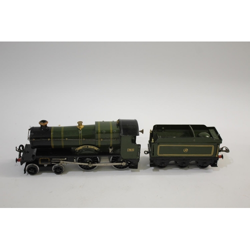 1386 - HORNBY 0 GAUGE LOCOMOTIVE - COUNTY OF BEDFORD a County of Bedford 3821 clockwork locomotive in Great... 