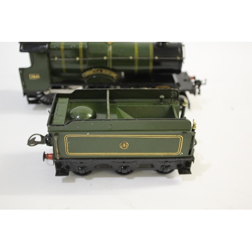 1386 - HORNBY 0 GAUGE LOCOMOTIVE - COUNTY OF BEDFORD a County of Bedford 3821 clockwork locomotive in Great... 