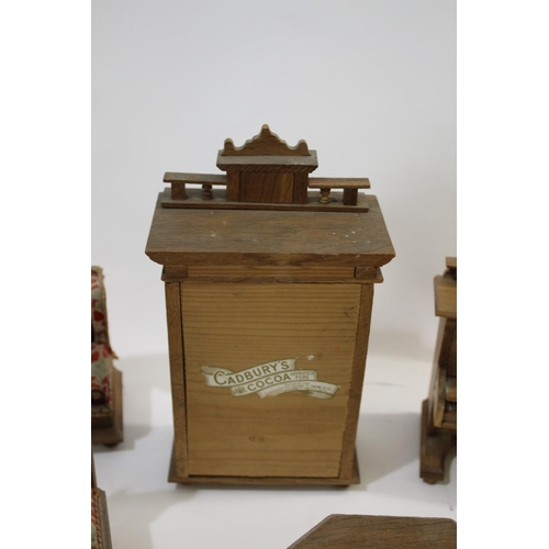 1441 - DOLLS HOUSE FURNITURE a qty of late 19thc/early 20thc dolls house furniture, to including a Cadbury'... 