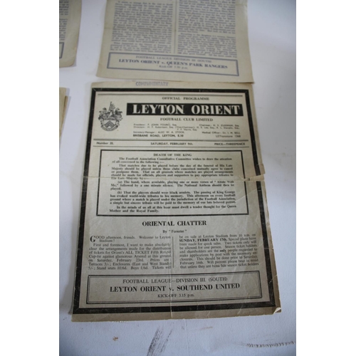 1613 - EARLY FOOTBALL PROGRAMMES a qty of approx 54 football programmes mostly from the early 1950's, inclu... 