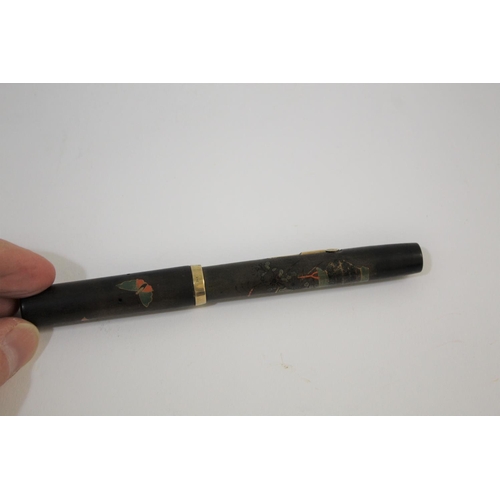 1630 - RARE NAMIKI FOUNTAIN PEN - GOLD BAND a rare lacquered fountain pen designed with Butterflies and flo... 