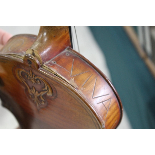 1643 - ANTIQUE VIOLIN - AFTER GASPARD DIUFFO a 19thc German violin with a spurious label for Gaspard Diuffo... 