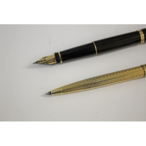 1680 - PARKER FOUNTAIN PEN a Parker 75 Thuya fountain pen with a 18k nib, also with a Parker 75 Argent Mass... 