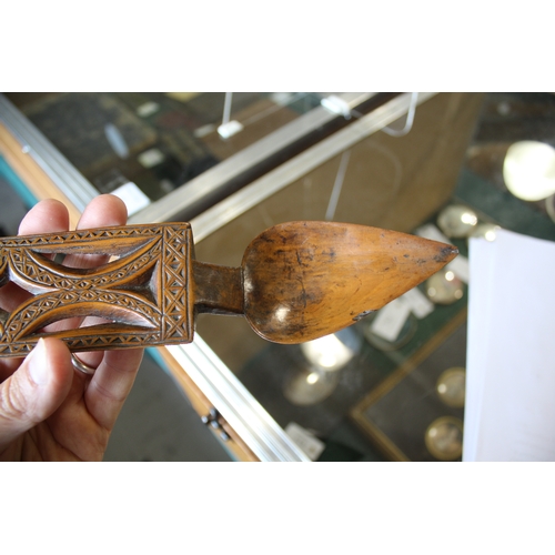 1651 - 19THC WELSH TREEN LOVE SPOON early 19thc, the fruitwood spoon with a rectangular handle, with a hear... 