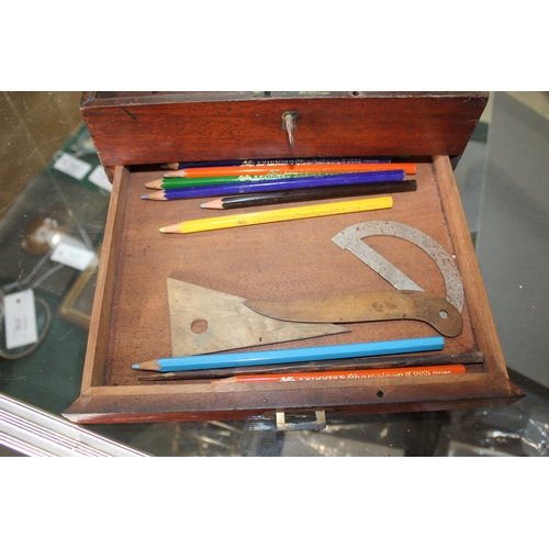 1684 - 19THC PAINT BOX - G ROWNEY & CO a 19thc mahogany paint box by G Rowney & Co, 51 Rathbone Place, Lond... 