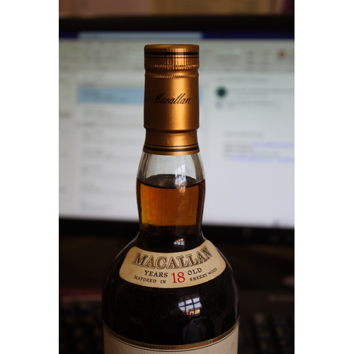 1724 - WHISKY: The Macallan, Single Highland Malt Scotch Whisky, 18 years old, distilled 1972, bottled 1990... 