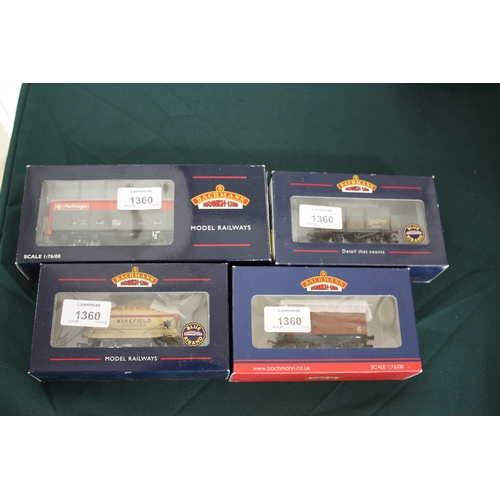 1360 - BACHMANN & HORNBY ROLLING STOCK various boxed Bachman items including 38-141 Box Van, 38-140 Box Van... 