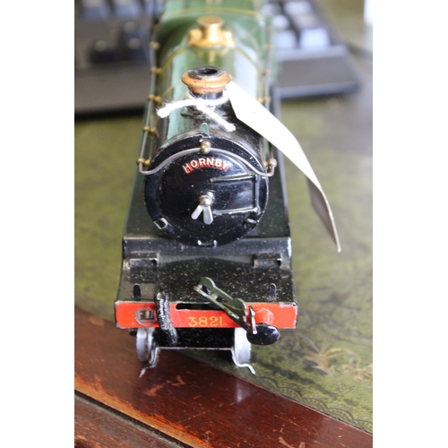 1386 - HORNBY 0 GAUGE LOCOMOTIVE - COUNTY OF BEDFORD a County of Bedford 3821 clockwork locomotive in Great... 