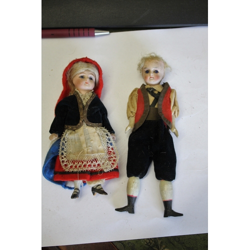 1511 - COLLECTION OF MINIATURE DOLLS a collection of miniature dolls including bisque head, parian, and chi... 