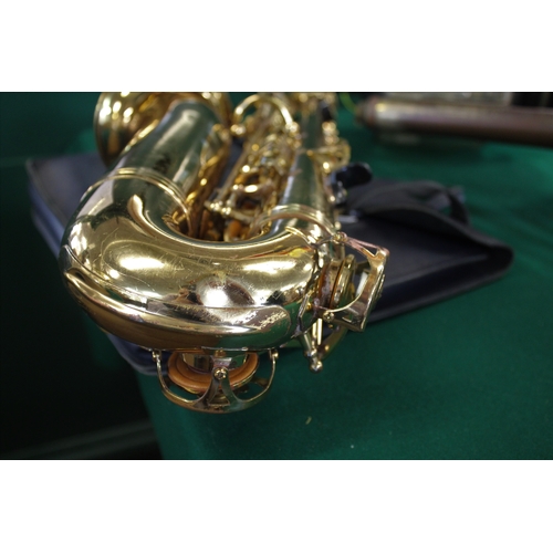 1698 - ALTO SAXOPHONE - BUFFET CRAMPON a Evette Buffet Crampon alto saxophone, with a mouthpiece and access... 