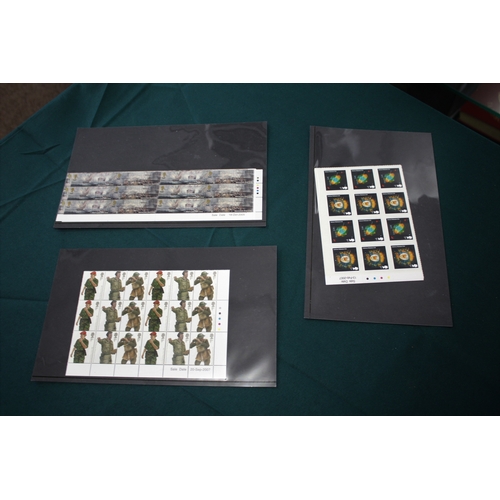 1313 - STAMP SETS & BOOKLETS a mixed lot including a Royal Mail Prestige Stamp Album with stamp booklets (T... 