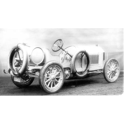 700 - Benz 1885-1926.  Housed in two folders, a goodly number of well-defined postcards and similar-sized ... 