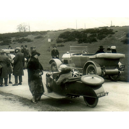 712 - Various British and French Marques.  Two folders marked 'C' & 'D' containing mainly various light ca... 