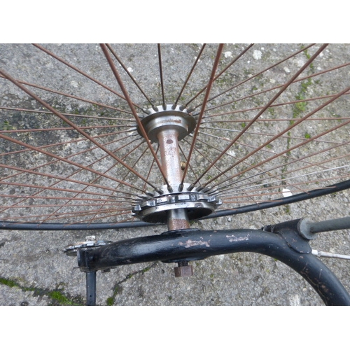 532 - A c1882 Coventry Machinists Co., 'Cheylesmore Club' Tricycle.  An open-fronted, rear-steering tricyc... 