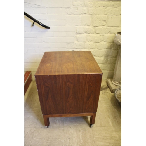 1015 - JENS RISOM MID CENTURY SIDEBOARD - DANISH a teak sideboard with three central drawers flanked by two... 