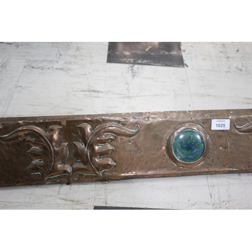 1025 - ARTS & CRAFTS COPPER FENDER a hand beaten fender with exposed rivets, with three Ruskin style rounde... 