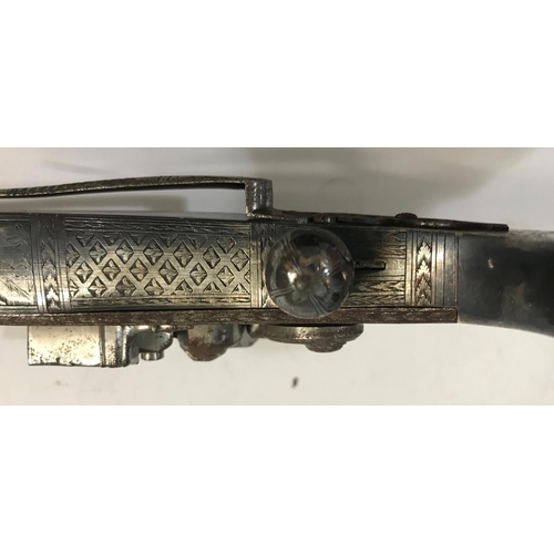 309 - A FINE SCOTTISH SILVER AND STEEL FLINTLOCK DRESS PISTOL BY MARSHALL OF EDINBURGH. With a 17.5cm four... 