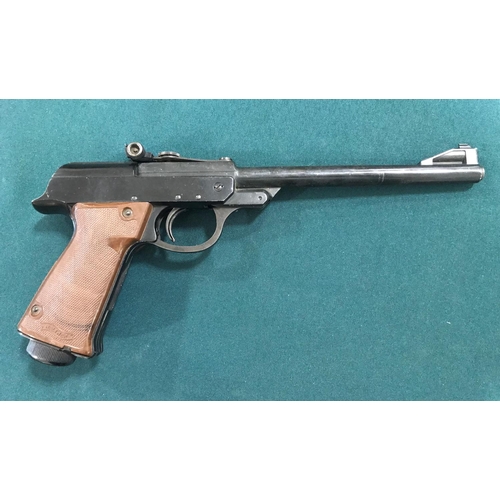 340 - A WALTHER LP MOD. 53 AIR PISTOL. A German Walther LP Mod. 53 Air Pistol Cal 4.5. Walther's Patent. T... 