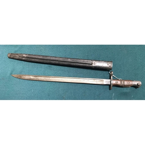 451 - A BRITISH 1913 PATTERN BAYONET AND SCABBARD. BY REMINGTON. A 1913 pattern Remington sword bayonet wi... 