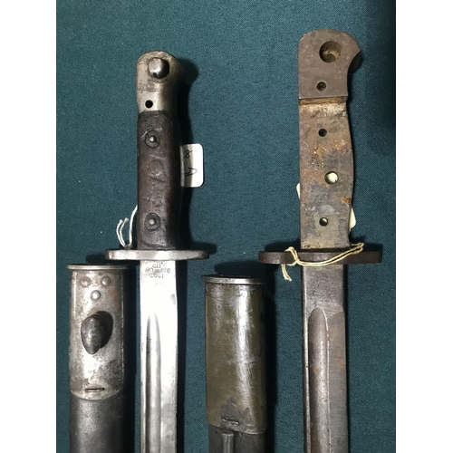 454 - A 1907 PATTERN BAYONET AND ANOTHER. A 1907 Pattern Bayonet with 42.5cm fullered and pointed blade wi... 