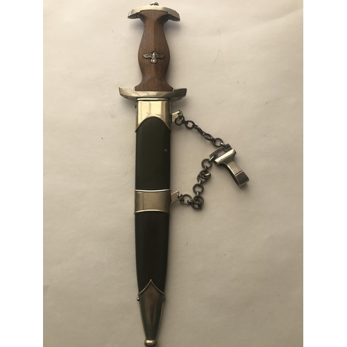 491 - A STUDENTS N.P.E.A. DRESS DAGGER AND SCABBARD BY BURGSMULLER. The 22cm pointed blade engraved 'Mehr ... 