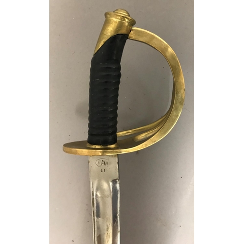 425 - A REPRODUCTION CAVALRY OFFICERS SWORD. A reproduction sword with an 87cm curved blade with double fu... 