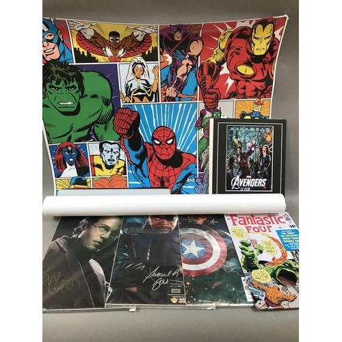 165 - Mixed Lot: Signed Marvel Memorabilia with Certificates, Samuel L Jackson, Chris Hemsworth, Scarlett ... 