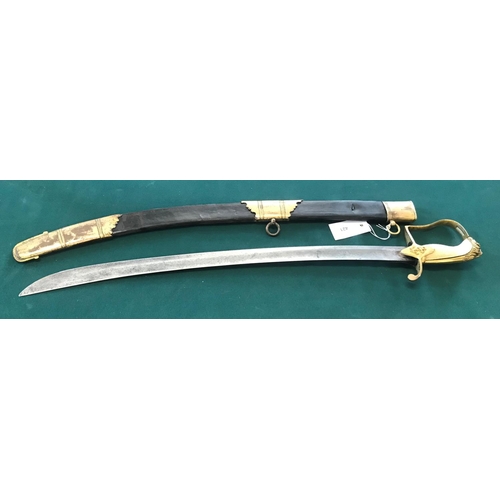 421 - AN EARLY 19TH CENTURY NAVAL OFFICER'S FIGHTING SABRE. With a 66cm curved and pointed single sided bl... 