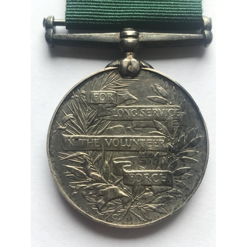 1046 - A GEORGE V VOLUNTEER FORCE LONG SERVICE AWARD. A George V Volunteer Long Service Medal named to 'Pte... 