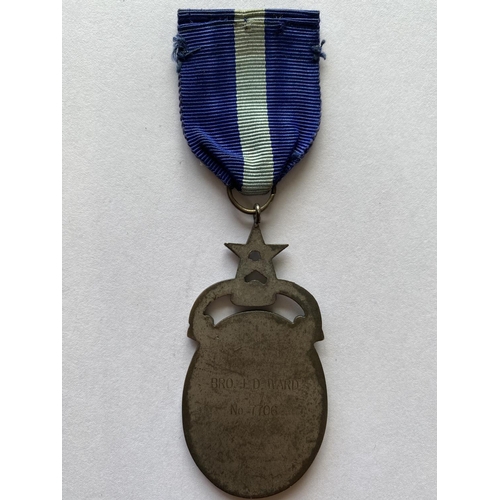 1059 - A GEORGE V SPECIAL CONSTABLES MEDAL AND OTHERS. A police medal 'For Faithful Service in the Special ... 